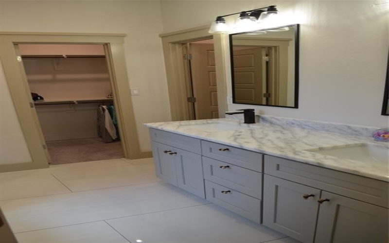 5402 Lamota Court, Granbury, TX 76048, 3 Bedrooms Bedrooms, ,2 BathroomsBathrooms,Residential,For Sale,5402 Lamota Court,0,21014427