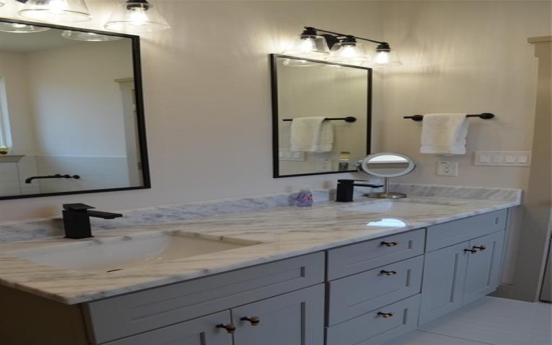 5402 Lamota Court, Granbury, TX 76048, 3 Bedrooms Bedrooms, ,2 BathroomsBathrooms,Residential,For Sale,5402 Lamota Court,0,21014427