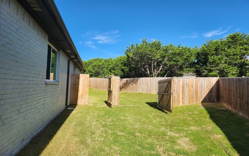 5402 Lamota Court, Granbury, TX 76048, 3 Bedrooms Bedrooms, ,2 BathroomsBathrooms,Residential,For Sale,5402 Lamota Court,0,21014427