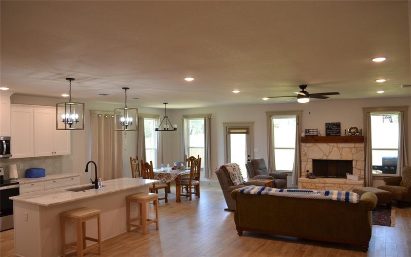 5402 Lamota Court, Granbury, TX 76048, 3 Bedrooms Bedrooms, ,2 BathroomsBathrooms,Residential,For Sale,5402 Lamota Court,0,21014427