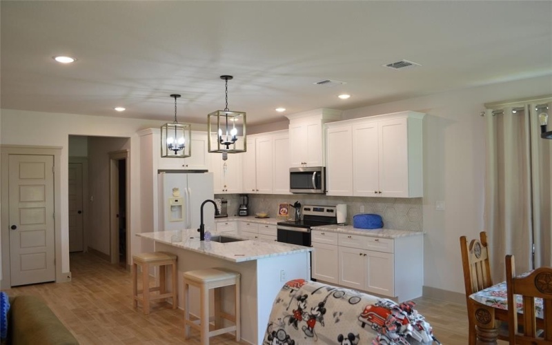 5402 Lamota Court, Granbury, TX 76048, 3 Bedrooms Bedrooms, ,2 BathroomsBathrooms,Residential,For Sale,5402 Lamota Court,0,21014427