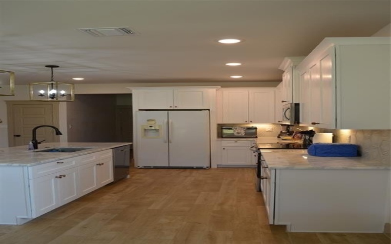 5402 Lamota Court, Granbury, TX 76048, 3 Bedrooms Bedrooms, ,2 BathroomsBathrooms,Residential,For Sale,5402 Lamota Court,0,21014427