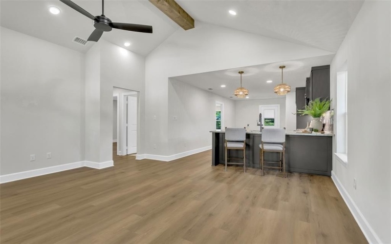 405 Short Street, Troup, TX 75789, 3 Habitaciones Habitaciones , ,2 BañosBaños,Residential,En Venta,405 Short Street,0,21014756