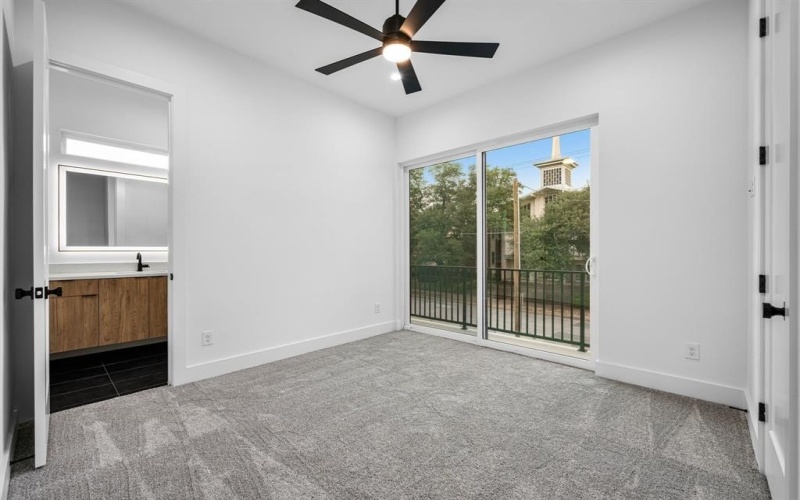 814 W 10th Street, Dallas, TX 75208, 3 Bedrooms Bedrooms, ,2 BathroomsBathrooms,Residential,For Sale,814 W 10th Street,0,21015094