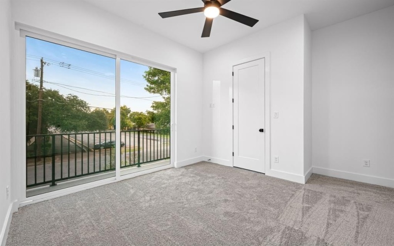 814 W 10th Street, Dallas, TX 75208, 3 Bedrooms Bedrooms, ,2 BathroomsBathrooms,Residential,For Sale,814 W 10th Street,0,21015094