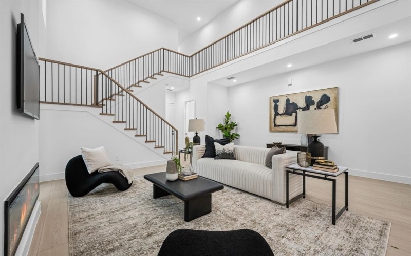 814 W 10th Street, Dallas, TX 75208, 3 Bedrooms Bedrooms, ,2 BathroomsBathrooms,Residential,For Sale,814 W 10th Street,0,21015094