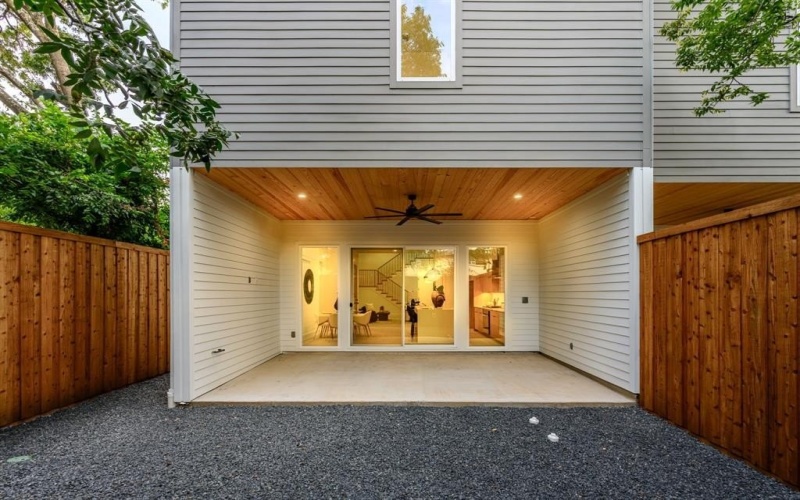 814 W 10th Street, Dallas, TX 75208, 3 Bedrooms Bedrooms, ,2 BathroomsBathrooms,Residential,For Sale,814 W 10th Street,0,21015094