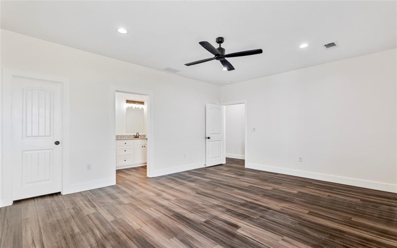 406 Depot Street, Whitesboro, TX 76273, 3 Habitaciones Habitaciones , ,2 BañosBaños,Residential,En Venta,406 Depot Street,21016144