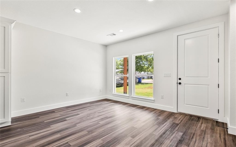 406 Depot Street, Whitesboro, TX 76273, 3 Habitaciones Habitaciones , ,2 BañosBaños,Residential,En Venta,406 Depot Street,21016144