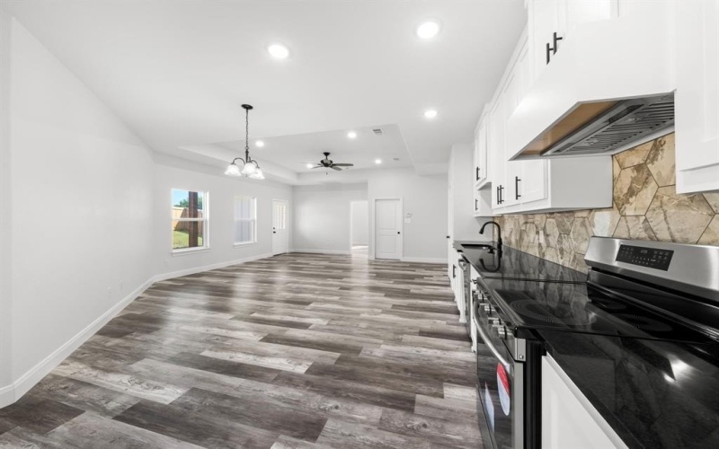 510 Washington Street, Ennis, TX 75119, 3 Bedrooms Bedrooms, ,2 BathroomsBathrooms,Residential,For Sale,510 Washington Street,21016253