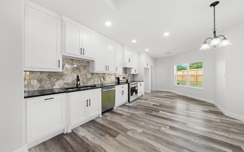 510 Washington Street, Ennis, TX 75119, 3 Bedrooms Bedrooms, ,2 BathroomsBathrooms,Residential,For Sale,510 Washington Street,21016253