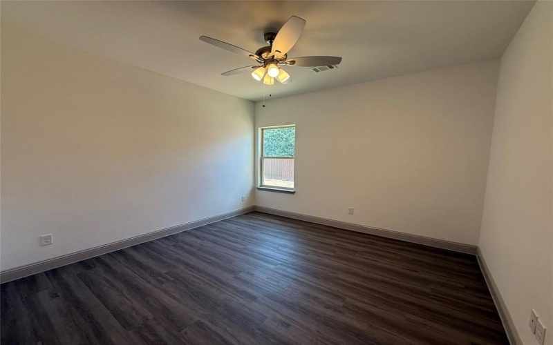 114 Seminole Cove, Lake Kiowa, TX 76240, 4 Bedrooms Bedrooms, ,3 BathroomsBathrooms,Residential,For Sale,114 Seminole Cove,0,21016351