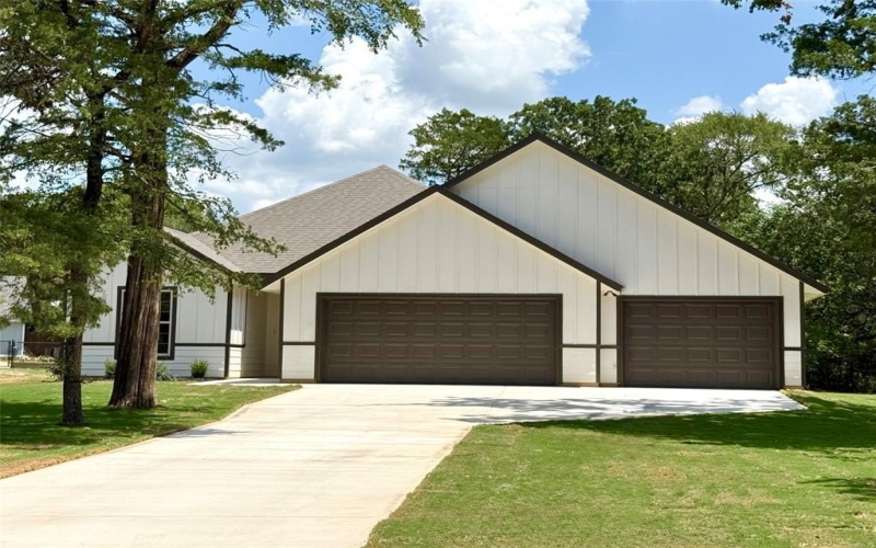 114 Seminole Cove, Lake Kiowa, TX 76240, 4 Bedrooms Bedrooms, ,3 BathroomsBathrooms,Residential,For Sale,114 Seminole Cove,0,21016351