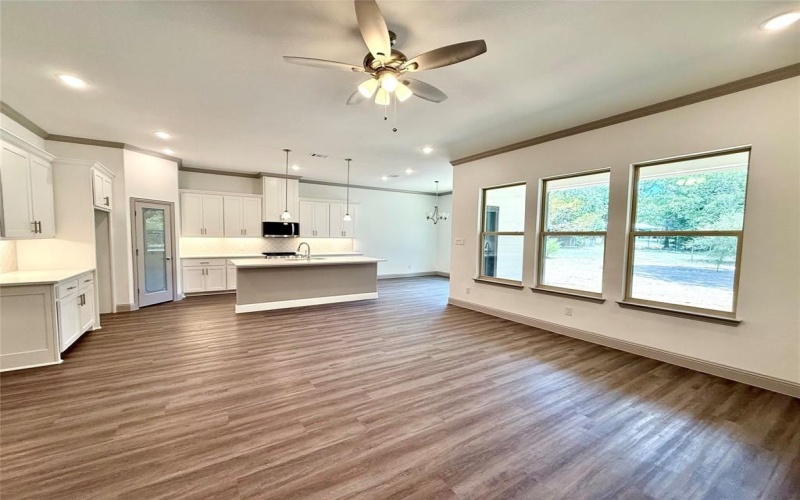114 Seminole Cove, Lake Kiowa, TX 76240, 4 Bedrooms Bedrooms, ,3 BathroomsBathrooms,Residential,For Sale,114 Seminole Cove,0,21016351