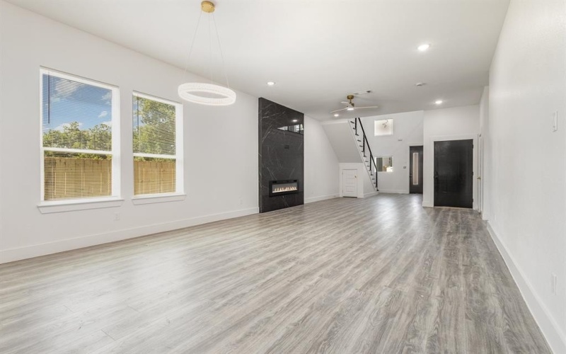 5116 Wynell Street, Dallas, TX 75241, 4 Bedrooms Bedrooms, ,2 BathroomsBathrooms,Residential,For Sale,5116 Wynell Street,0,21016617