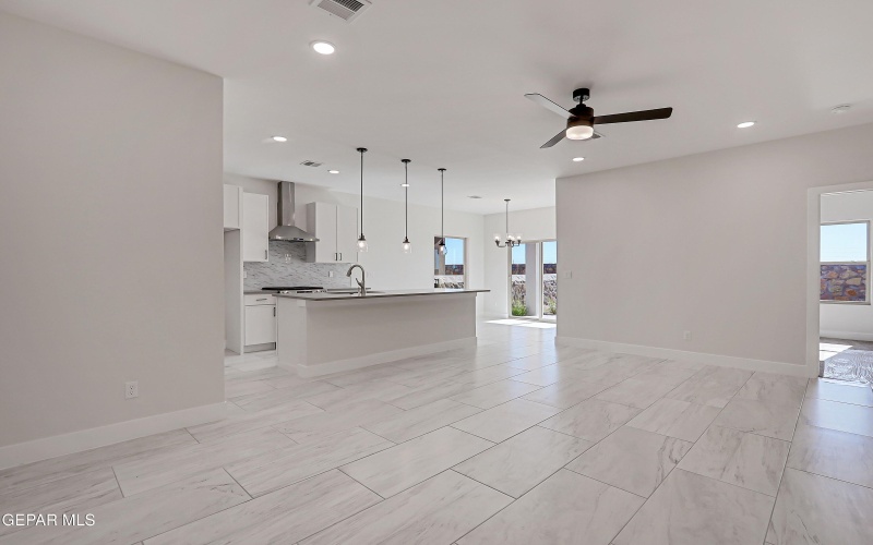 7344 John Gerald Way, El Paso, TX 79934, 3 Habitaciones Habitaciones , ,1 BañoBaños,Residential,En Venta,7344 John Gerald Way,0,910547