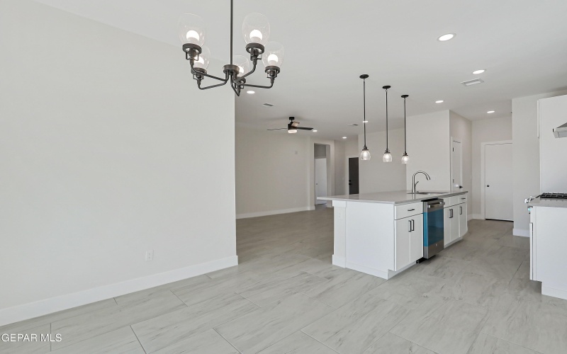 7344 John Gerald Way, El Paso, TX 79934, 3 Habitaciones Habitaciones , ,1 BañoBaños,Residential,En Venta,7344 John Gerald Way,0,910547