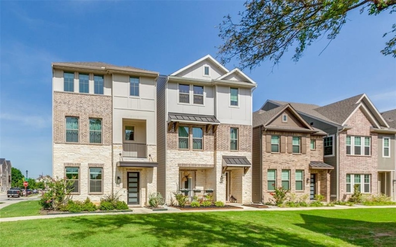 7581 Laburnam Road, Dallas, TX 75228, 3 Bedrooms Bedrooms, ,3 BathroomsBathrooms,Residential,For Sale,7581 Laburnam Road,0,21016772