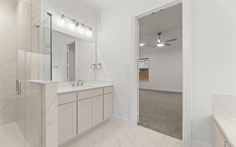 217 Silo Drive, Midlothian, TX 76065, 4 Habitaciones Habitaciones , ,2 BañosBaños,Residential,En Venta,217 Silo Drive,0,21016803