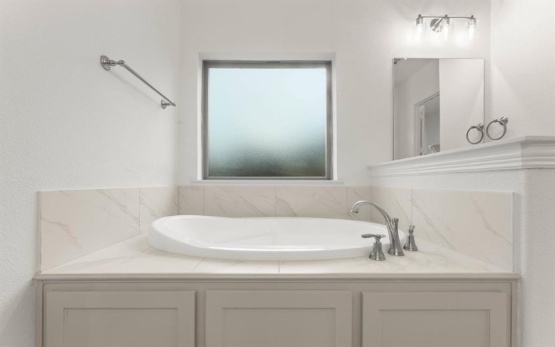 217 Silo Drive, Midlothian, TX 76065, 4 Habitaciones Habitaciones , ,2 BañosBaños,Residential,En Venta,217 Silo Drive,0,21016803