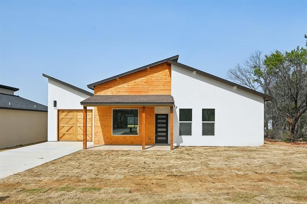 828 Indian Drive, Granbury, TX 76048, 3 Bedrooms Bedrooms, ,2 BathroomsBathrooms,Residential,For Sale,828 Indian Drive,0,21016813