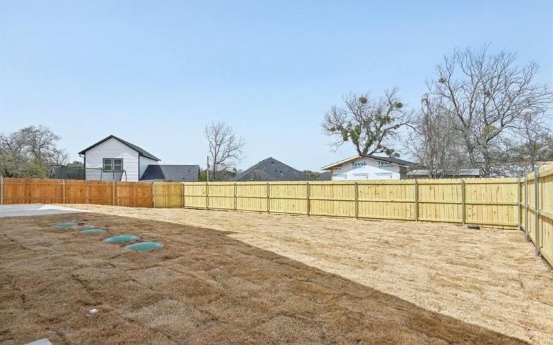 828 Indian Drive, Granbury, TX 76048, 3 Bedrooms Bedrooms, ,2 BathroomsBathrooms,Residential,For Sale,828 Indian Drive,0,21016813