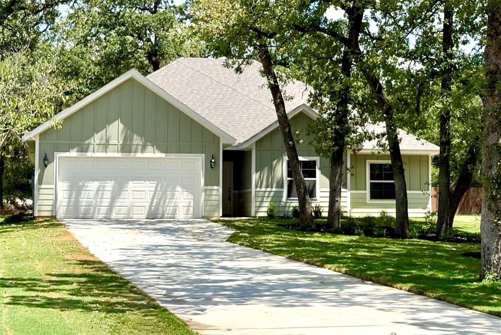 110 Seminole Cove, Lake Kiowa, TX 76240, 3 Bedrooms Bedrooms, ,2 BathroomsBathrooms,Residential,For Sale,110 Seminole Cove,0,21016924