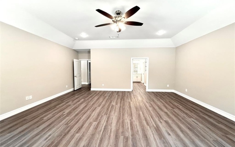 110 Seminole Cove, Lake Kiowa, TX 76240, 3 Bedrooms Bedrooms, ,2 BathroomsBathrooms,Residential,For Sale,110 Seminole Cove,0,21016924