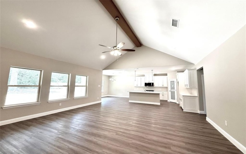 110 Seminole Cove, Lake Kiowa, TX 76240, 3 Bedrooms Bedrooms, ,2 BathroomsBathrooms,Residential,For Sale,110 Seminole Cove,0,21016924