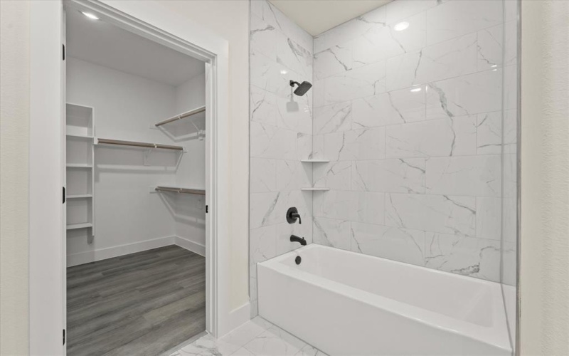 3505 Thannisch Avenue, Fort Worth, TX 76105, 4 Bedrooms Bedrooms, ,2 BathroomsBathrooms,Residential,For Sale,3505 Thannisch Avenue,21017162