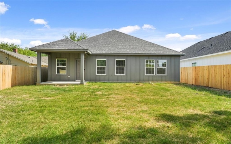 3505 Thannisch Avenue, Fort Worth, TX 76105, 4 Bedrooms Bedrooms, ,2 BathroomsBathrooms,Residential,For Sale,3505 Thannisch Avenue,21017162