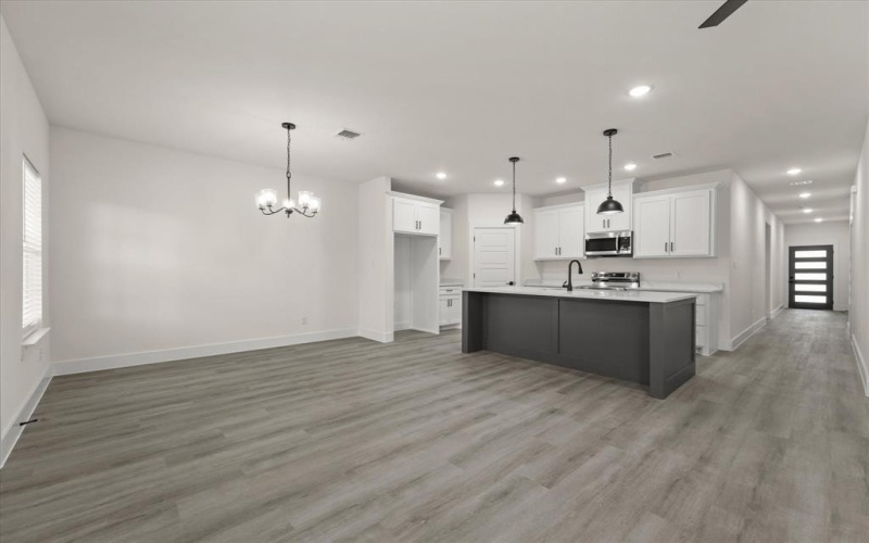 3505 Thannisch Avenue, Fort Worth, TX 76105, 4 Bedrooms Bedrooms, ,2 BathroomsBathrooms,Residential,For Sale,3505 Thannisch Avenue,21017162
