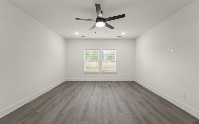 3505 Thannisch Avenue, Fort Worth, TX 76105, 4 Bedrooms Bedrooms, ,2 BathroomsBathrooms,Residential,For Sale,3505 Thannisch Avenue,21017162