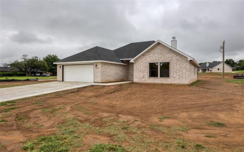 1607 W College Street, Jacksboro, TX 76458, 4 Bedrooms Bedrooms, ,2 BathroomsBathrooms,Residential,For Sale,1607 W College Street,21017277