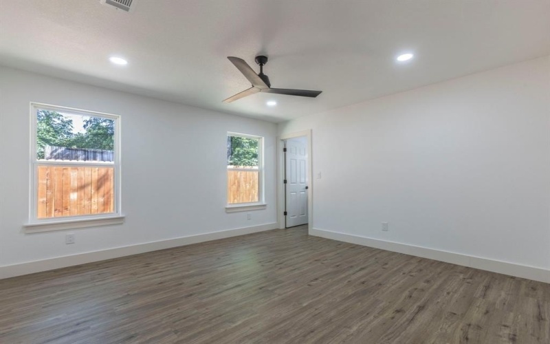 1025 Kane Street, Bellmead, TX 76705, 3 Habitaciones Habitaciones , ,2 BañosBaños,Residential,En Venta,1025 Kane Street,21017288