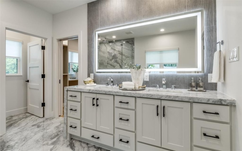 1511 Tranquilla Drive, Dallas, TX 75218, 4 Bedrooms Bedrooms, ,5 BathroomsBathrooms,Residential,For Sale,1511 Tranquilla Drive,0,21017325