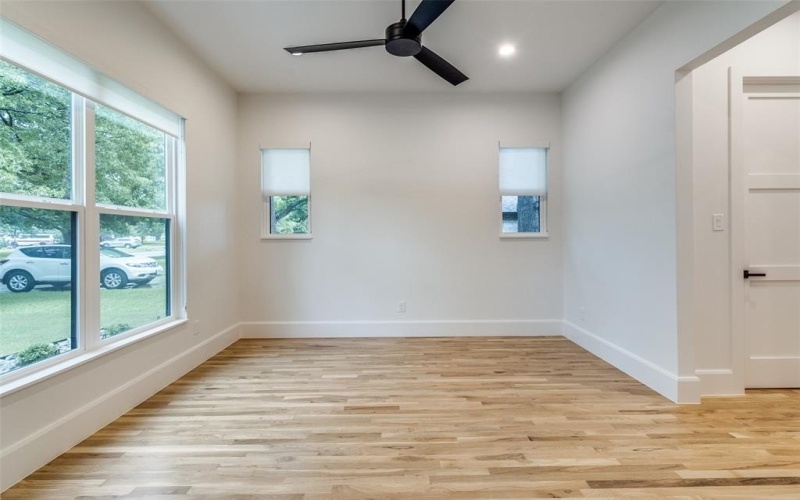 1511 Tranquilla Drive, Dallas, TX 75218, 4 Bedrooms Bedrooms, ,5 BathroomsBathrooms,Residential,For Sale,1511 Tranquilla Drive,0,21017325