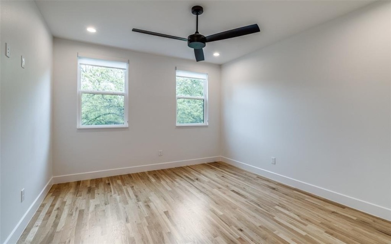 1511 Tranquilla Drive, Dallas, TX 75218, 4 Bedrooms Bedrooms, ,5 BathroomsBathrooms,Residential,For Sale,1511 Tranquilla Drive,0,21017325