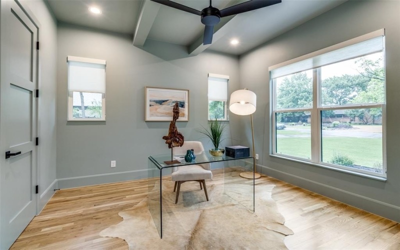 1511 Tranquilla Drive, Dallas, TX 75218, 4 Bedrooms Bedrooms, ,5 BathroomsBathrooms,Residential,For Sale,1511 Tranquilla Drive,0,21017325