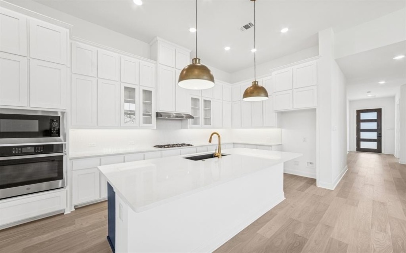 1005 Peach Blossom Avenue, Crowley, TX 76036, 3 Habitaciones Habitaciones , ,2 BañosBaños,Residential,En Venta,1005 Peach Blossom Avenue,0,21017471