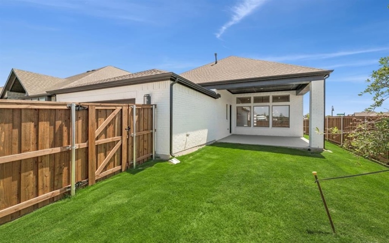 1005 Peach Blossom Avenue, Crowley, TX 76036, 3 Habitaciones Habitaciones , ,2 BañosBaños,Residential,En Venta,1005 Peach Blossom Avenue,0,21017471