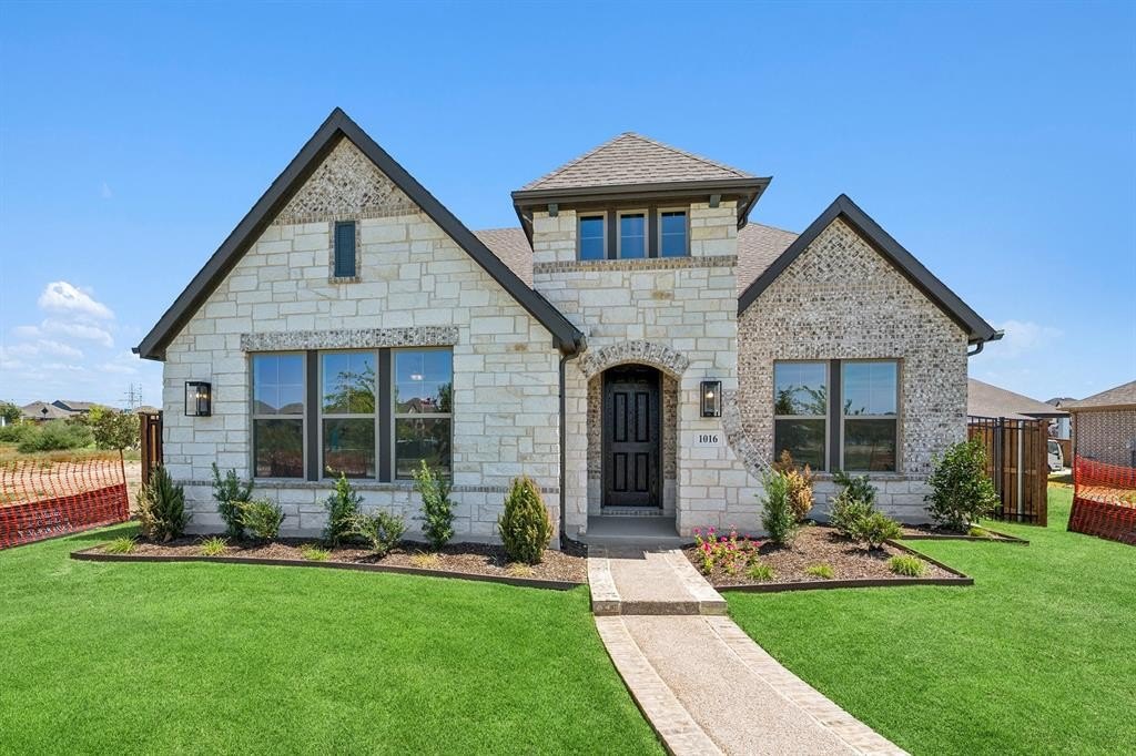 1016 Monarch Avenue, Crowley, TX 76036, 3 Habitaciones Habitaciones , ,2 BañosBaños,Residential,En Venta,1016 Monarch Avenue,0,21017500