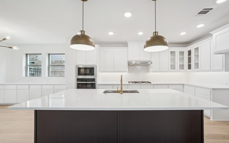 1056 Hackberry Emperor Street, Crowley, TX 76036, 4 Habitaciones Habitaciones , ,3 BañosBaños,Residential,En Venta,1056 Hackberry Emperor Street,0,21017546