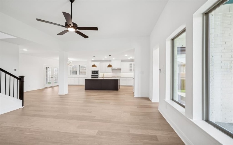 1056 Hackberry Emperor Street, Crowley, TX 76036, 4 Habitaciones Habitaciones , ,3 BañosBaños,Residential,En Venta,1056 Hackberry Emperor Street,0,21017546