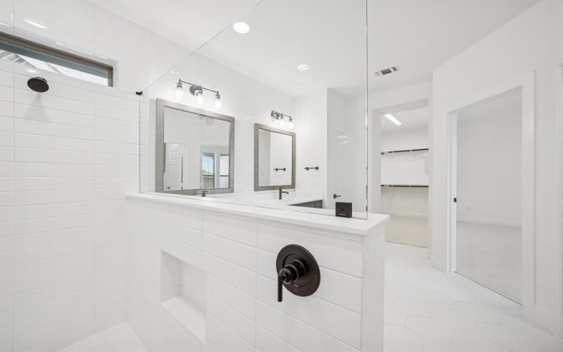 1056 Hackberry Emperor Street, Crowley, TX 76036, 4 Habitaciones Habitaciones , ,3 BañosBaños,Residential,En Venta,1056 Hackberry Emperor Street,0,21017546