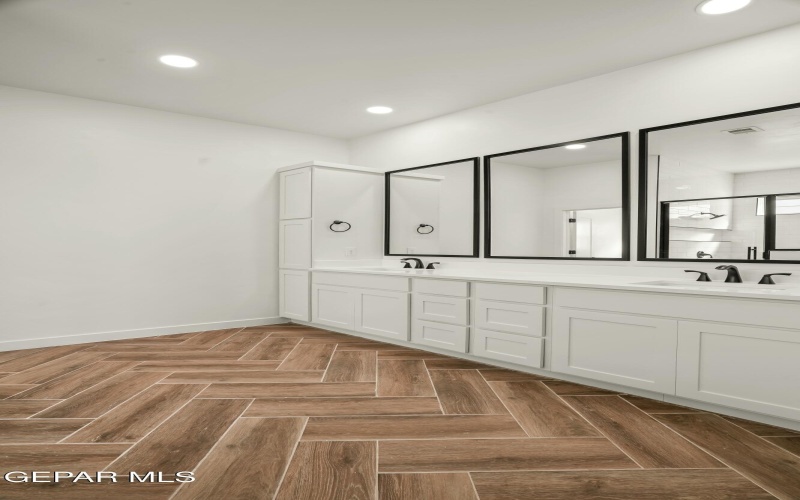 700 Paseo Del Agua Street, Horizon City, TX 79928, 3 Bedrooms Bedrooms, ,2 BathroomsBathrooms,Residential,For Sale,700 Paseo Del Agua Street,910600