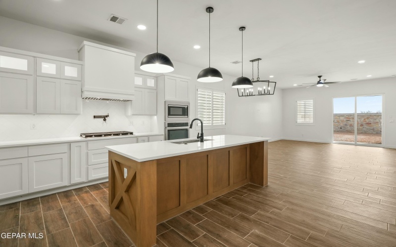 700 Paseo Del Agua Street, Horizon City, TX 79928, 3 Bedrooms Bedrooms, ,2 BathroomsBathrooms,Residential,For Sale,700 Paseo Del Agua Street,910600