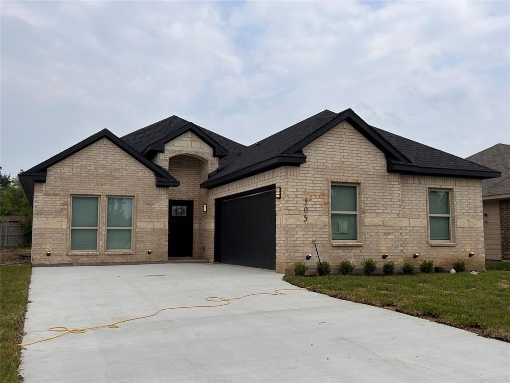505 Melody Circle, Kaufman, TX 75142, 3 Bedrooms Bedrooms, ,2 BathroomsBathrooms,Residential,For Sale,505 Melody Circle,0,21017610