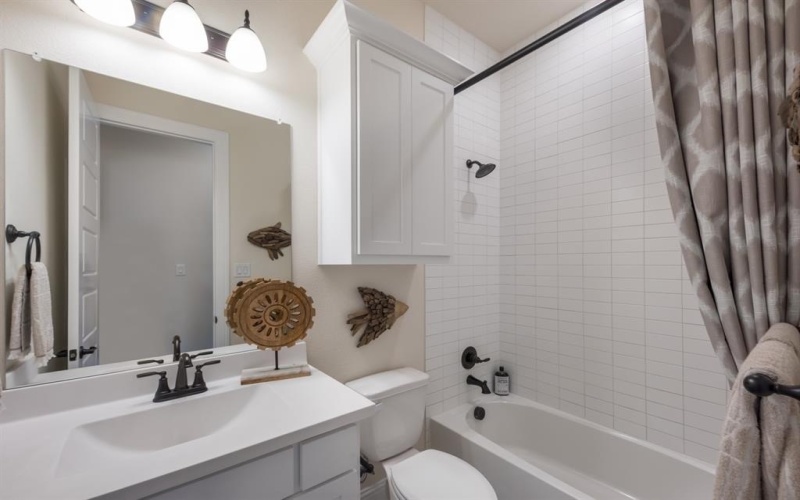 137 Cross Timbers Street, Azle, TX 76020, 4 Habitaciones Habitaciones , ,3 BañosBaños,Residential,En Venta,137 Cross Timbers Street,0,21017635