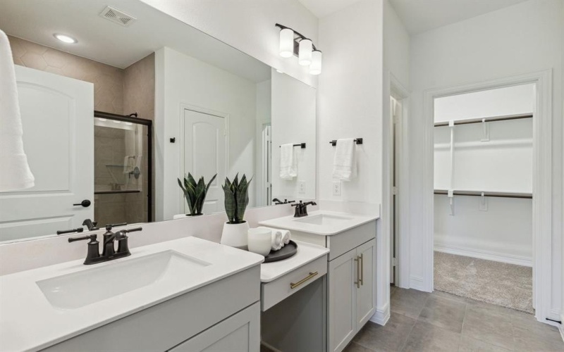 14429 Mietner Street, Pilot Point, TX 76258, 5 Bedrooms Bedrooms, ,5 BathroomsBathrooms,Residential,For Sale,14429 Mietner Street,0,21017644
